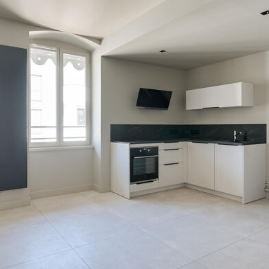 Appartement 2 pièces 990 €
