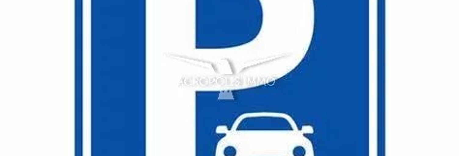 Garage   m² à louer à Nice (06000)