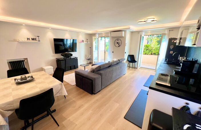 CANNES BASSE CALIFORNIE T3/T4 DE 73M2 REFAIT TERRASSE SUD OU — photo 3