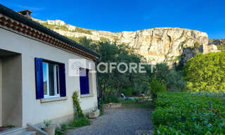 Maison 4 Pièces 87 m² à louer à Fontaine-de-Vaucluse (84800)