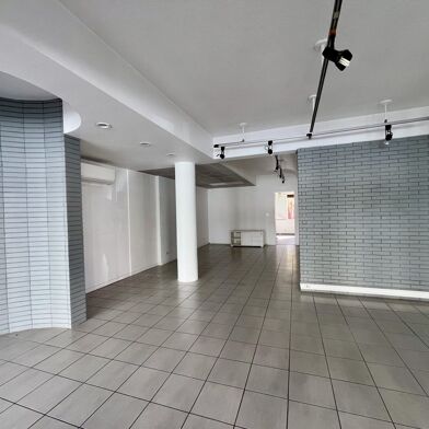 Commerce  150000 €