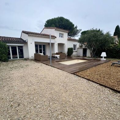 Maison 5 pièces 395000 €