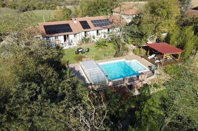 Maison 8 pièces 426400 €