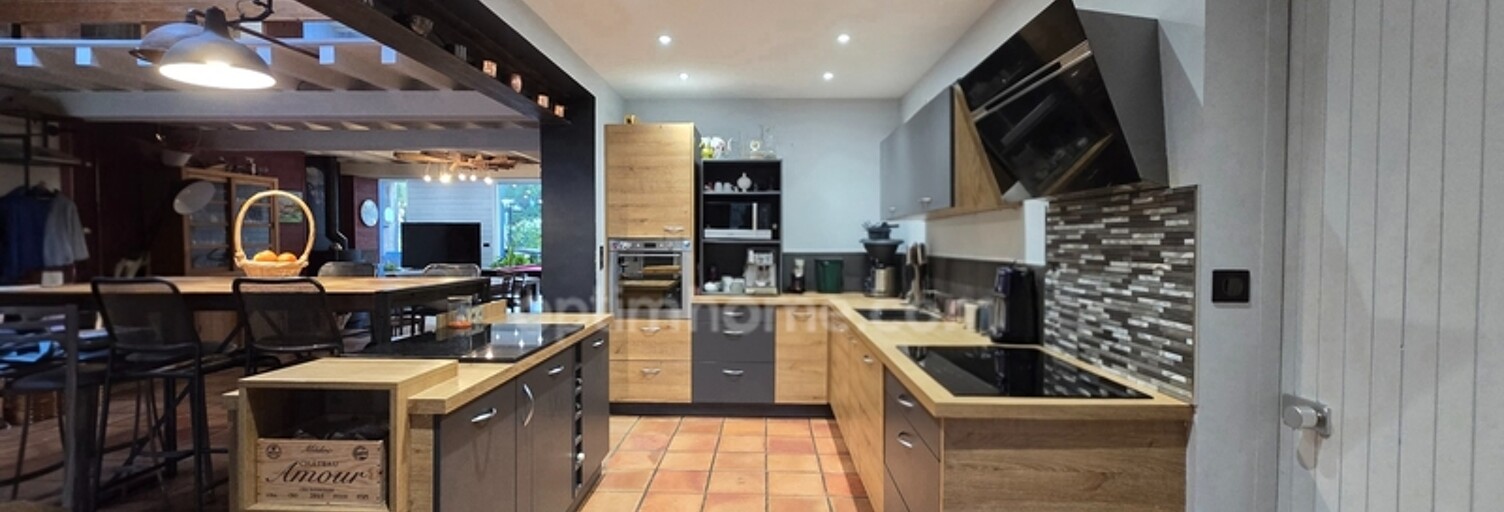 Maison 10 Pièces 231 m² à vendre à Léognan (33850)