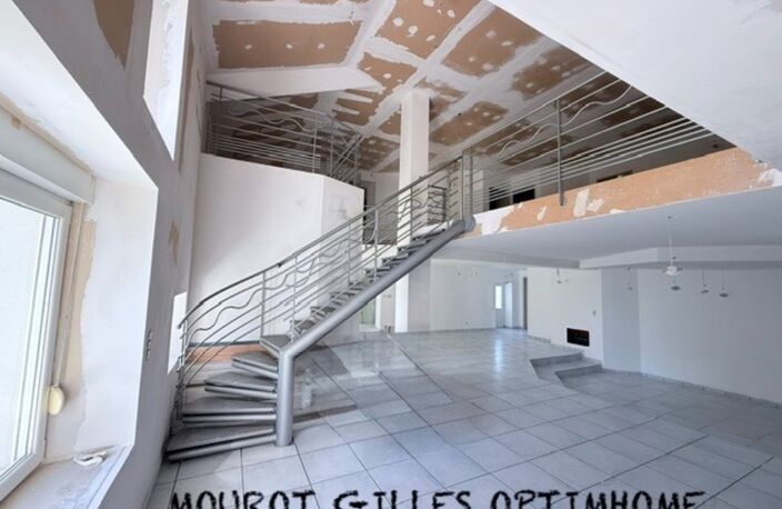 Vaste demeure de 326 m² au calme : volumes exceptionnels et potentiel unique – Proche Épinal — photo 3