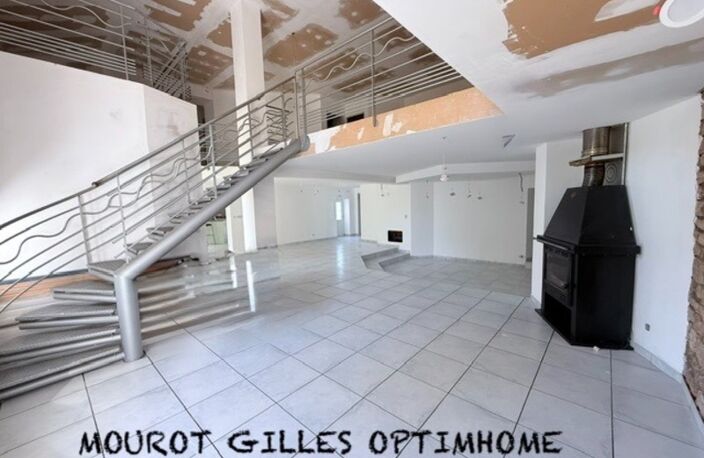 Vaste demeure de 326 m² au calme : volumes exceptionnels et potentiel unique – Proche Épinal — photo 5
