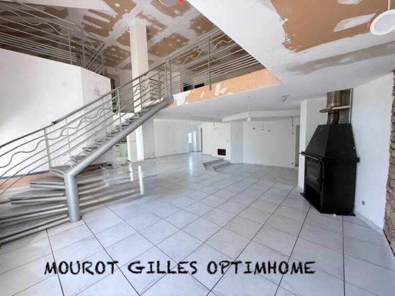 Vaste demeure de 326 m² au calme : volumes exceptionnels et potentiel unique – Proche Épinal — photo 1
