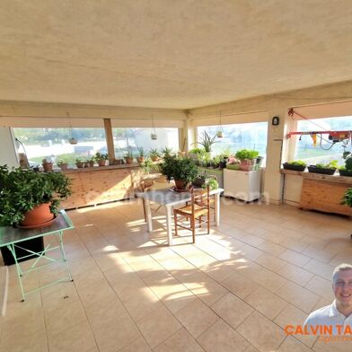 Appartement 4 pièces 127000 €