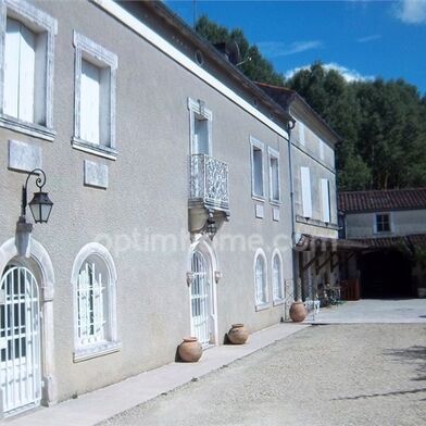 Maison 7 pièces 290000 €