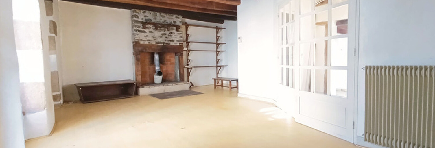 Maison 8 Pièces 150 m² à vendre à Pleaux (15700)