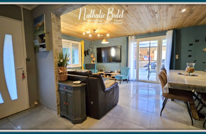 Maison rénovée en 2018 – 3 habitations distinctes – Grande cour et garages – PUISSERGIUER — photo 2