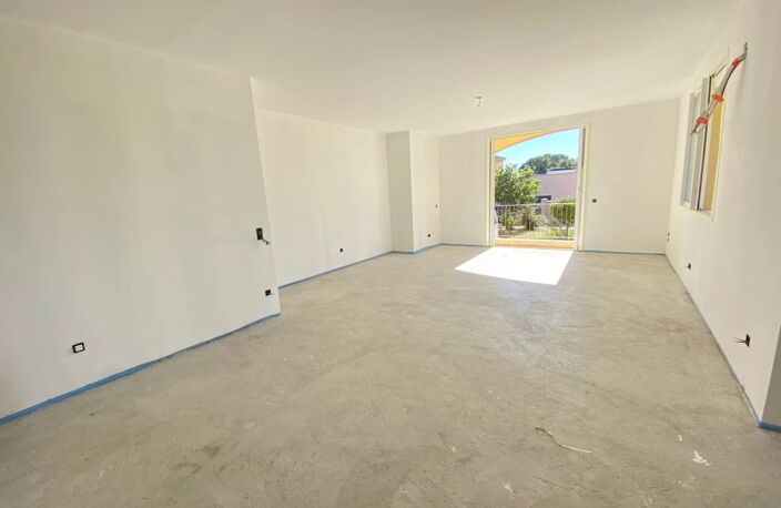 LA LONDE BASTIDE DANS QUARTIER RESIDENTIEL — photo 2