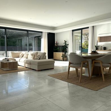 Maison 6 pièces 689000 €