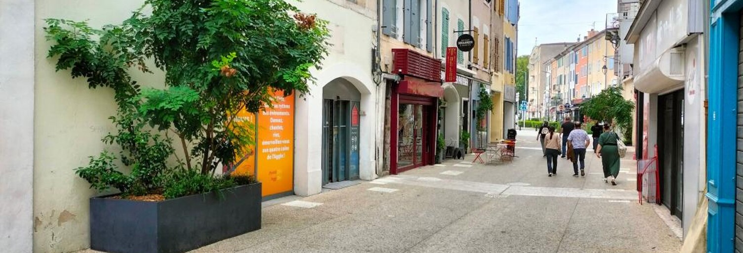 Local industriel  586 m² à vendre à Montélimar (26200)