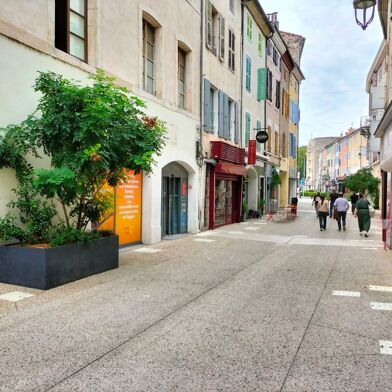 Local industriel  474000 €