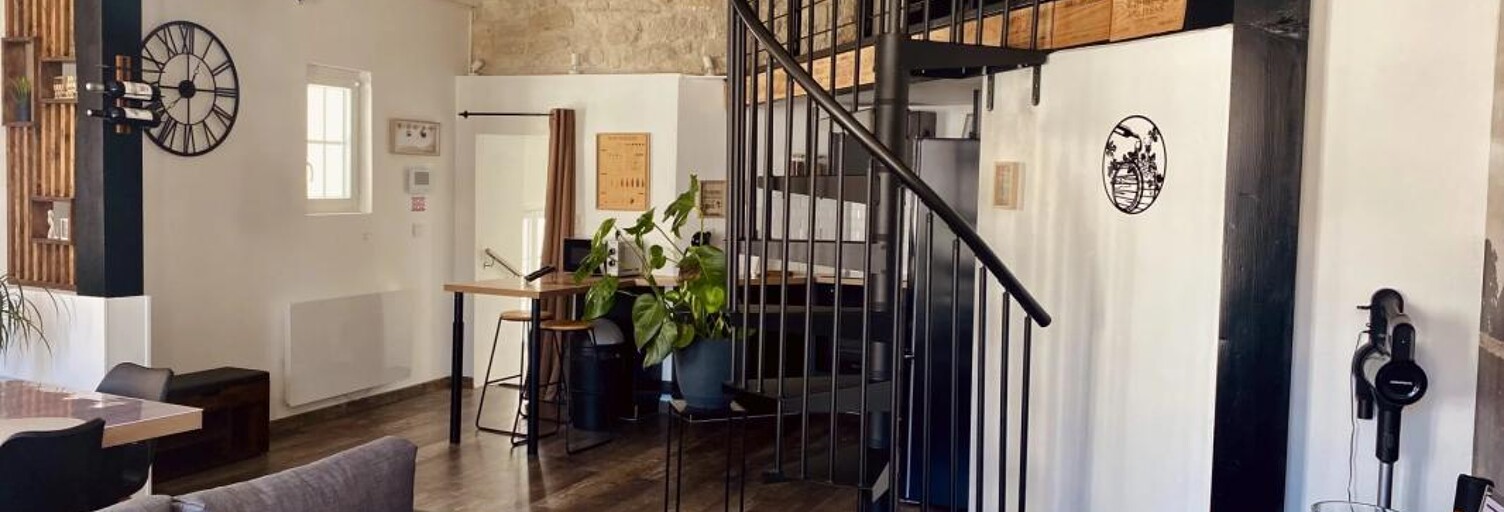 Immeuble  85 m² à vendre à Saintes (17100)