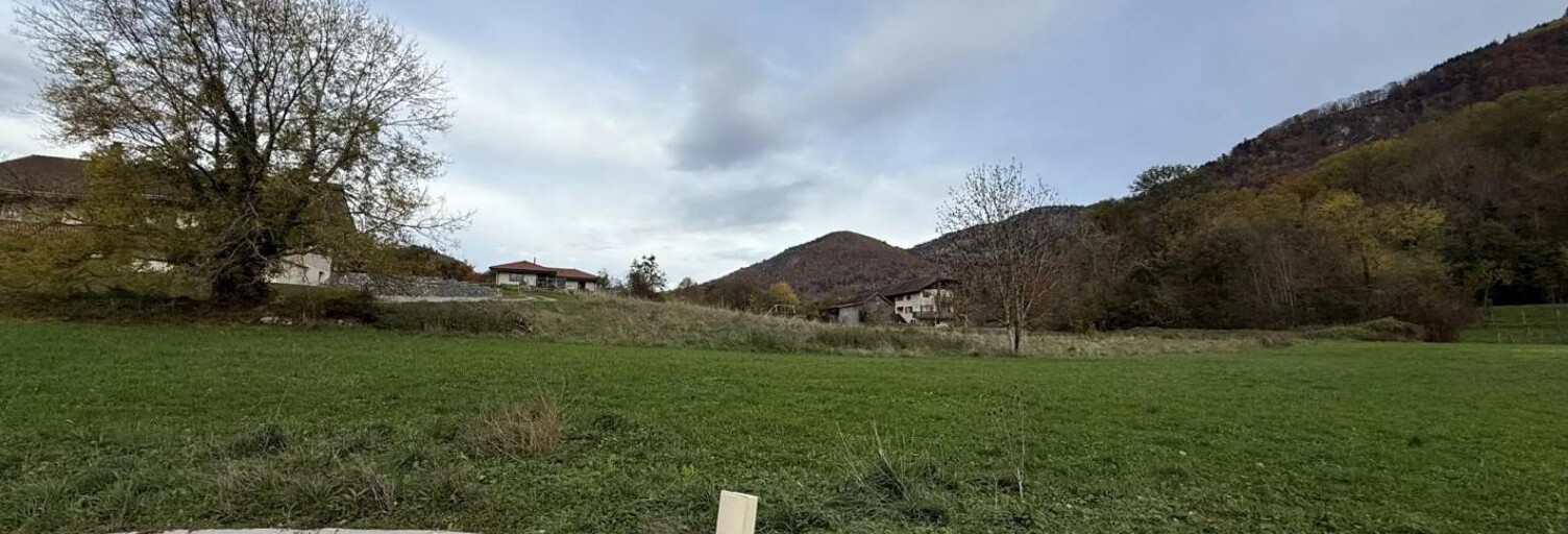 Terrain  500 m² à vendre à Cervens (74550)