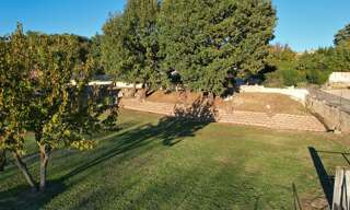 Terrain  697 m² à vendre à Uzès (30700)