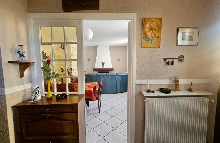   Coup de cœur en plein centre-ville de Balaruc-les-Bains ! Maison T5 de 106m2 — photo 2
