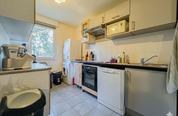 À vendre – Grand T3 de 70 m² dans une superbe résidence arborée — photo 4