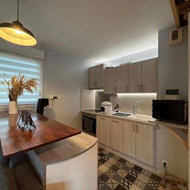 Appartement 3 pièces 860 €