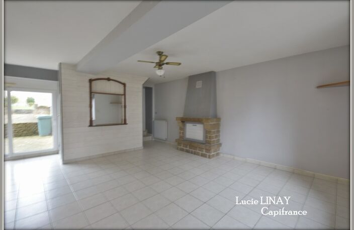 Maison de bourg sur grand terrain, avec dépendance — photo 4