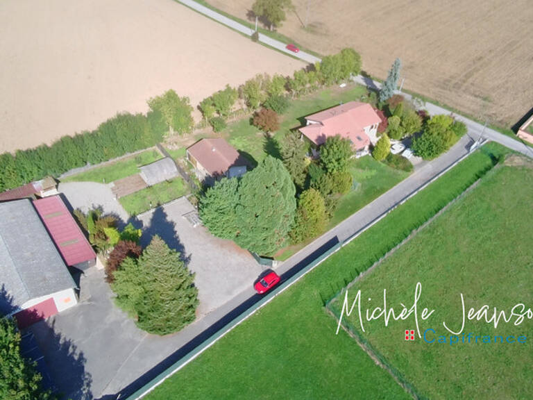 À VENDRE – Bâtiment avec fort potentiel d’aménagement (38) — photo 1
