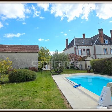 Maison 10 pièces 384800 €