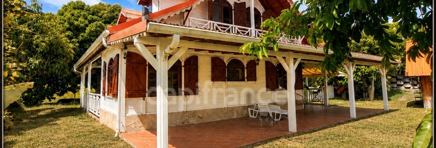 Maison 7 Pièces 141 m² à vendre à Saint-Pierre (97250)