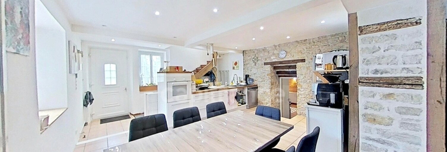 Maison 7 Pièces 215 m² à vendre à Étrepigney (39700)