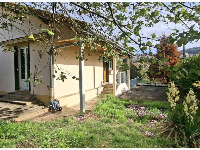 🏡 THIERS – Maison de 100 m² avec terrain plat et clos, garages — photo 1
