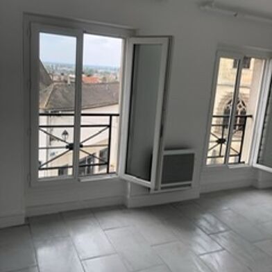 Appartement 1 pièces 790 €