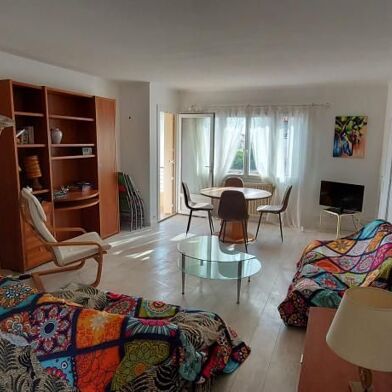 Appartement 3 pièces 1210 €