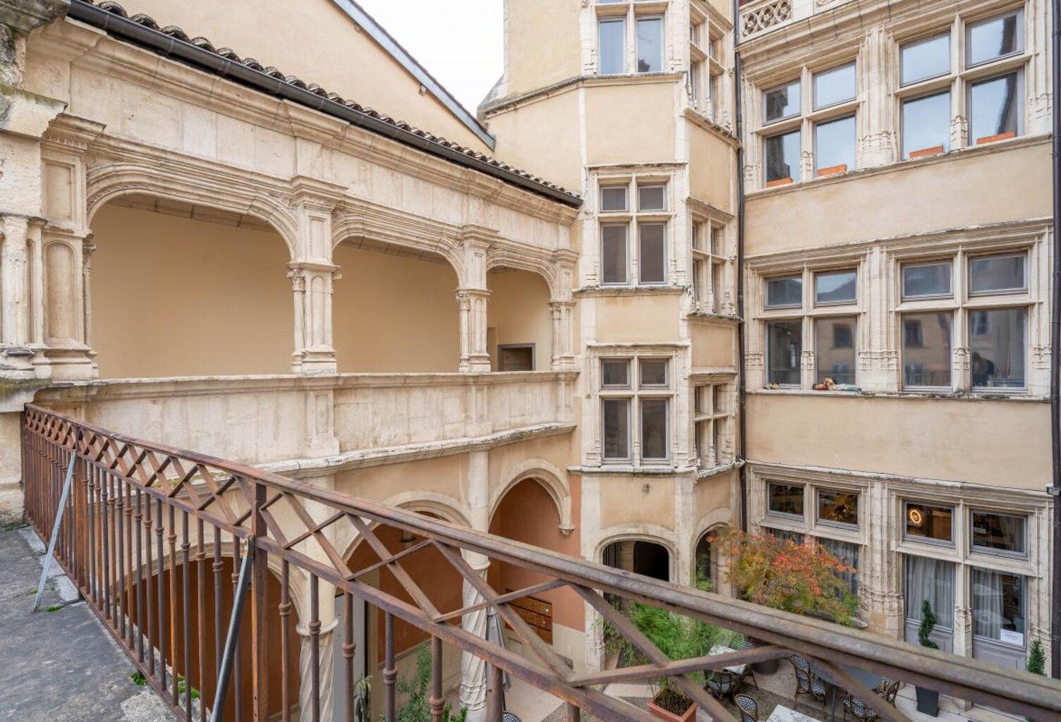Appartement À Vendre — photo 1