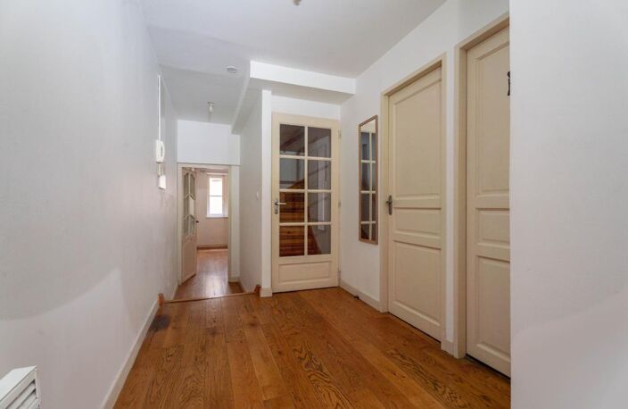 Appartement À Vendre — photo 3