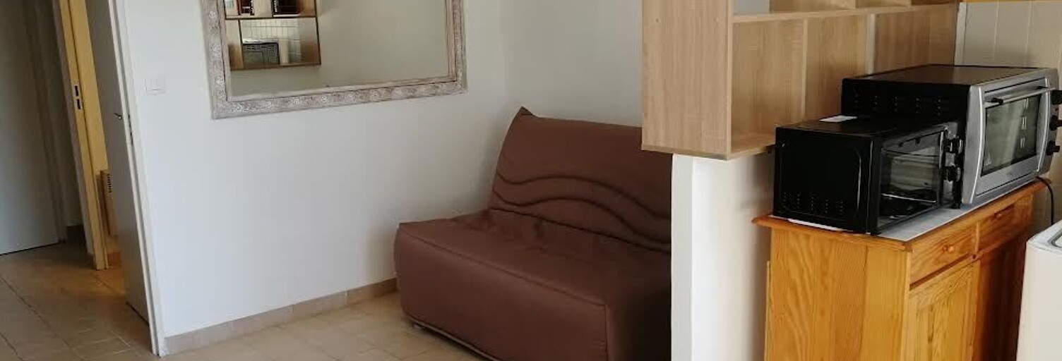 Appartement 1 Pièce 23 m² à louer à Gréoux-les-Bains (04800)
