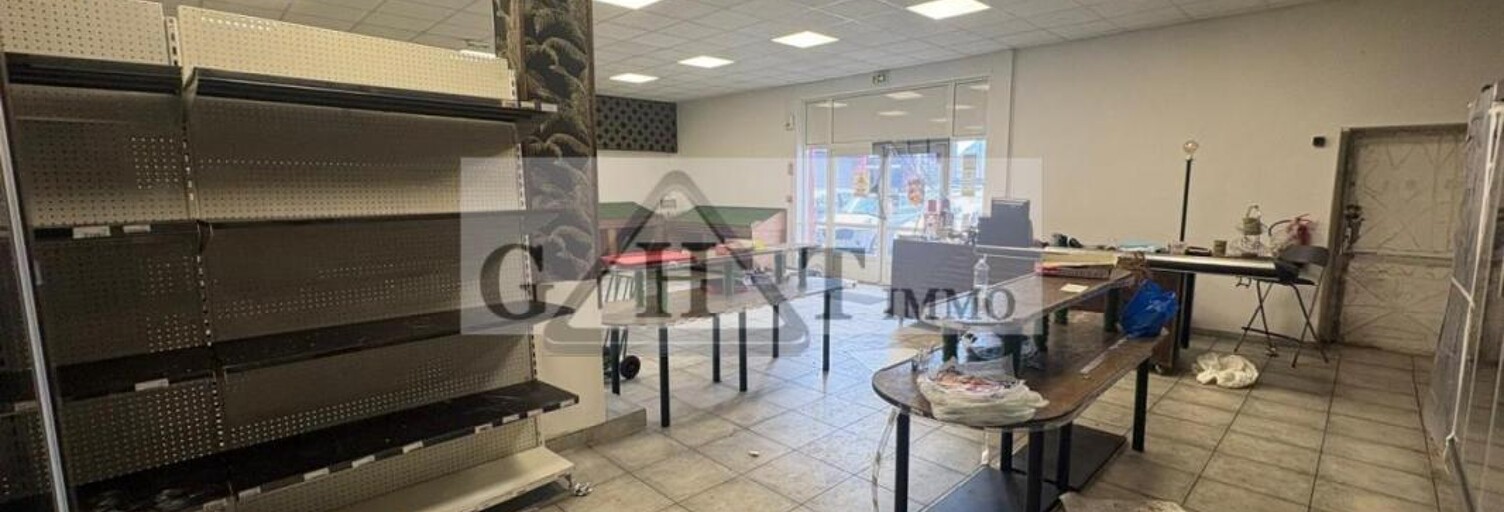 Commerce  220 m² à louer à Vaux-le-Pénil (77000)