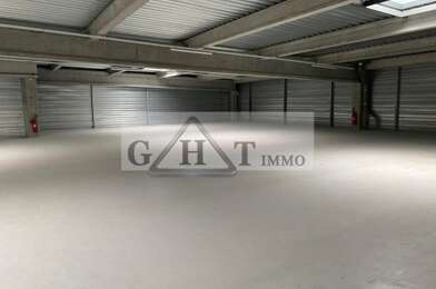 Local industriel  47001 €