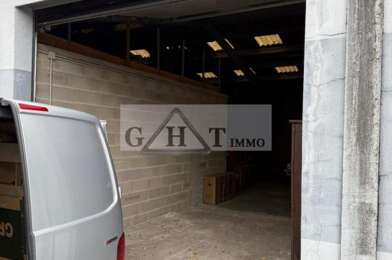 Local industriel  1300 €