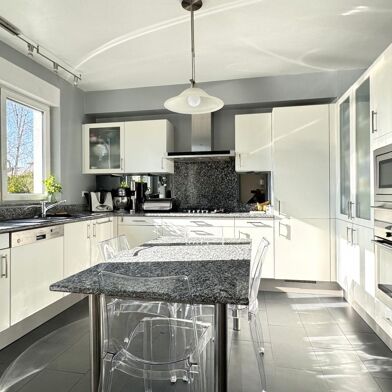 Maison 9 pièces 590000 €