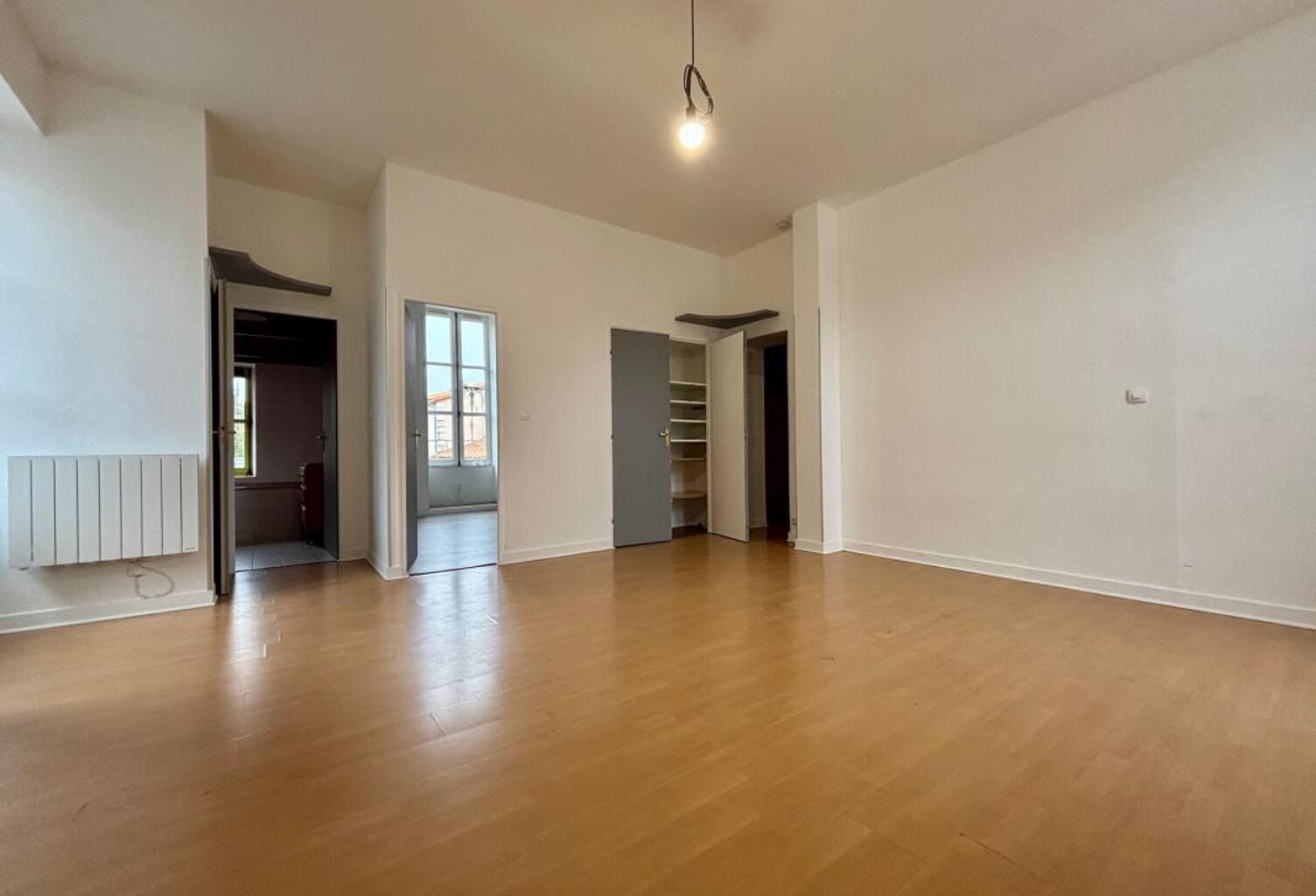 Appartement À Vendre — photo 1