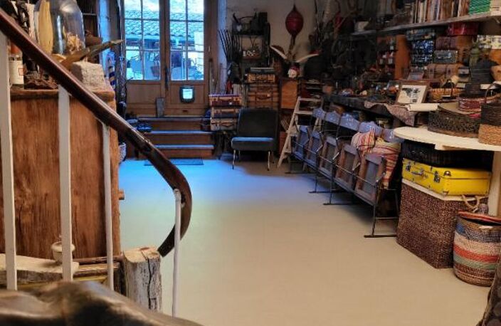 IMMEUBLE DE CARACTERE — photo 2