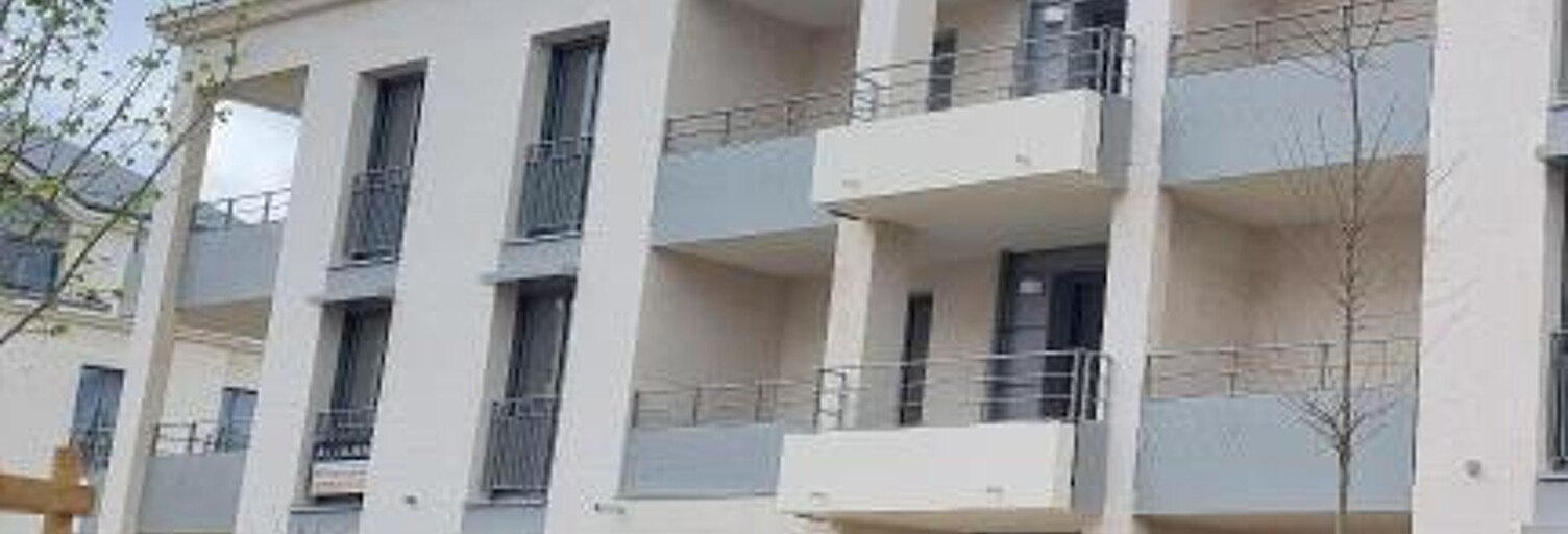 Garage   m² à louer à Saint-Cyr-sur-Loire (37540)