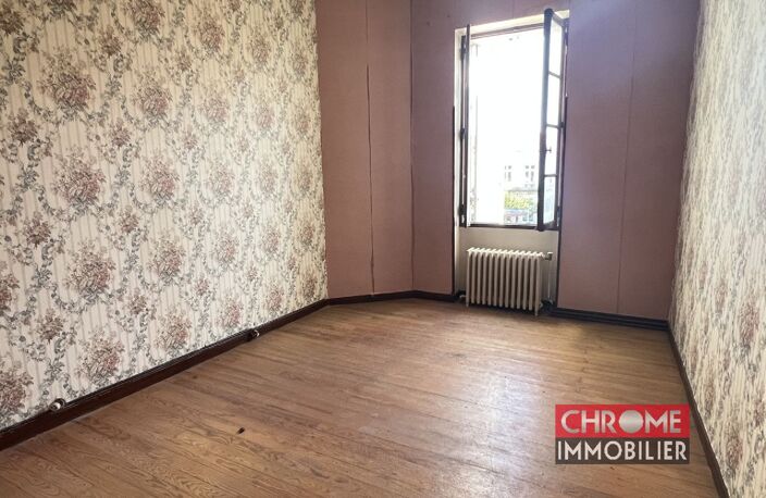 Immeuble à vendre dans l'hypercentre : magasin 175 m² + appartement 250 m² — photo 4