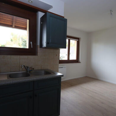 Appartement 3 pièces 990 €