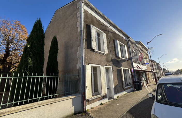 'SYLVIANE' - Maison de ville à rénover — photo 3