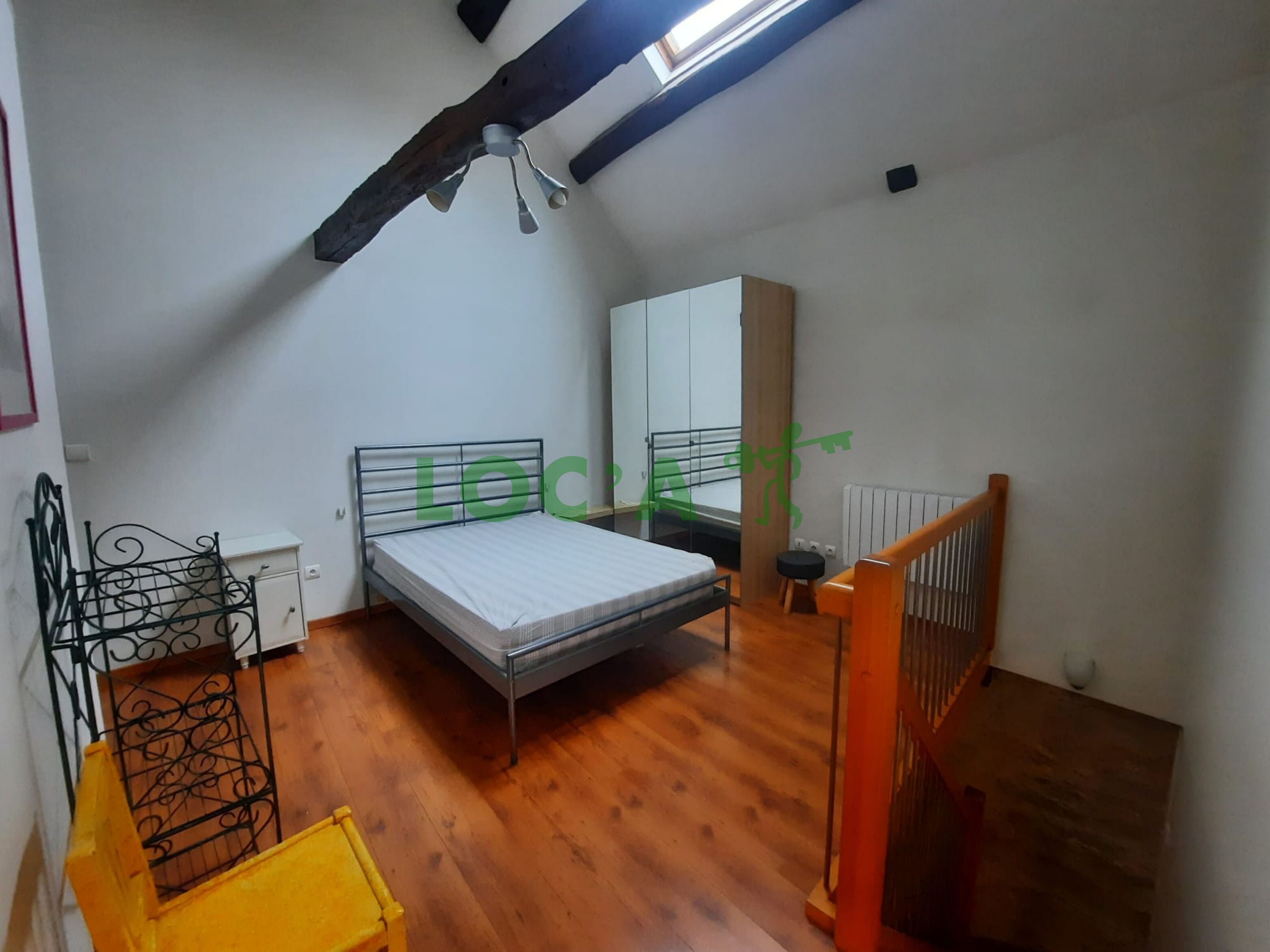 Photo Location Maison 41 m² à Morey-Saint-Denis 522 ¤ CC /mois image 2/4