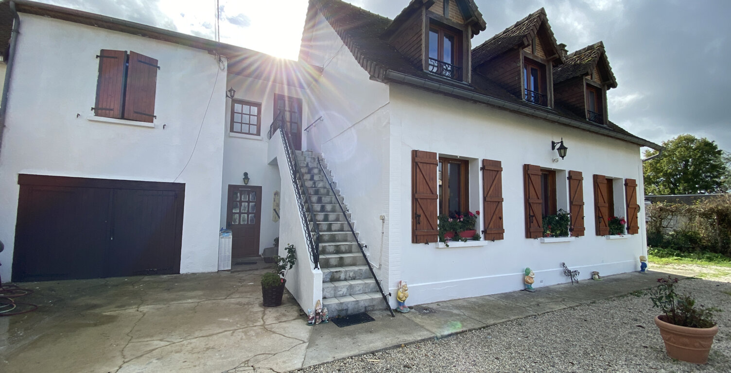 Immeuble ou Maison pour grande famille ou investisseur à Bag — photo 1