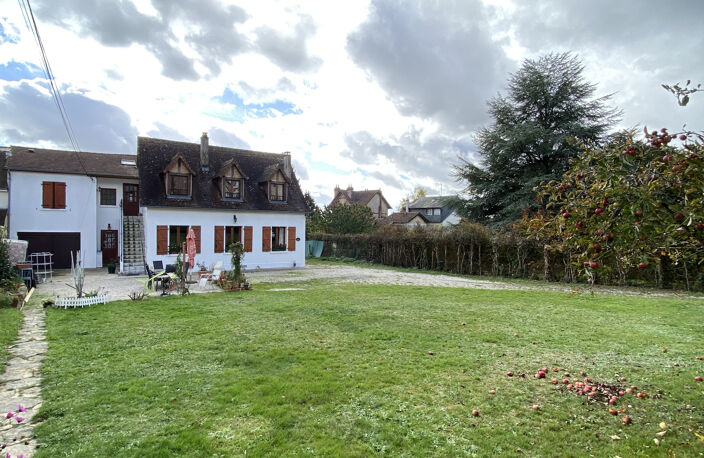 Immeuble ou Maison pour grande famille ou investisseur à Bag — photo 4