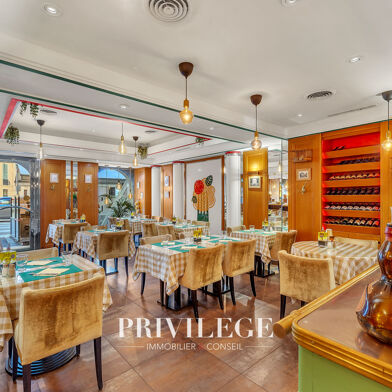 Commerce  590000 €